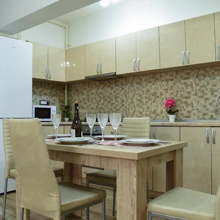 Apartament Arina R *